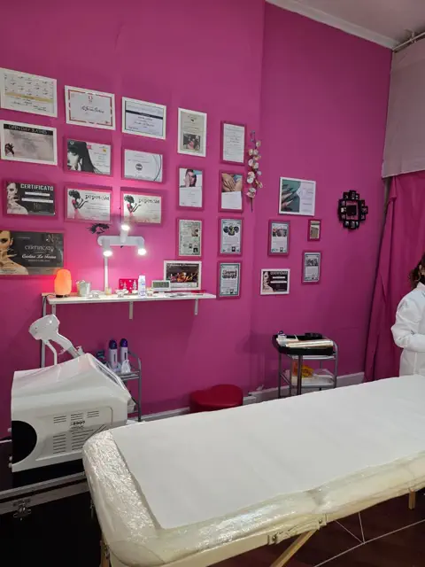 Trattamento di estetica avanzata REA 1